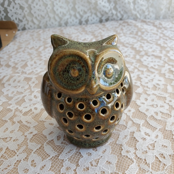 Ceramic Owl Night Light, add fragrance NEW Home Interiors 5 1/2" h x 3" w - Picture 3 of 8